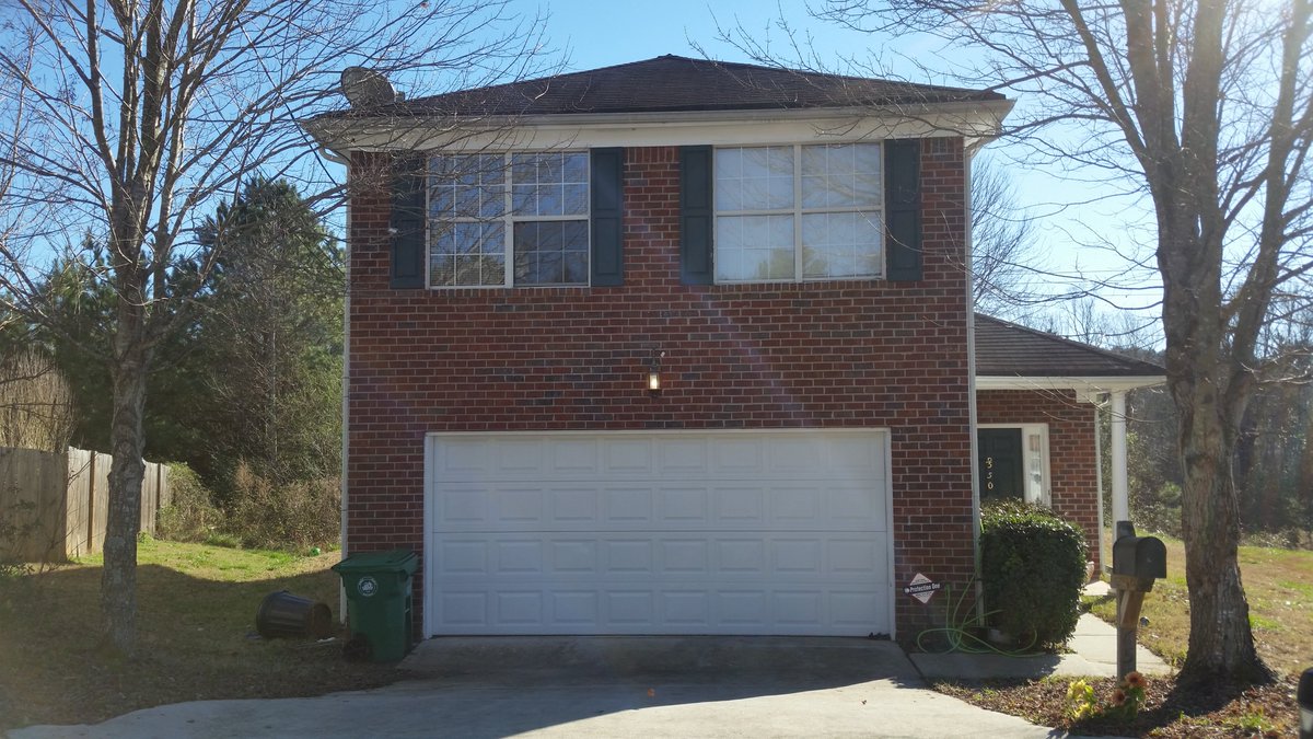 PersonalSource's tweet image. 4 RENT:$1000/mo.3BR/2BA House in Lithonia
Call AJ 678-585-4935 rtd4.com/250740
#PersonalSource #WeRentHouses