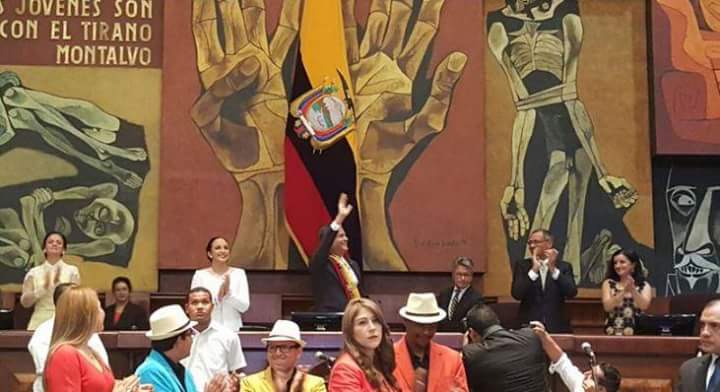 Prinlind90's tweet photo. Por siempre serás nuestro presidente. https://t.co/kBHdfIl5im