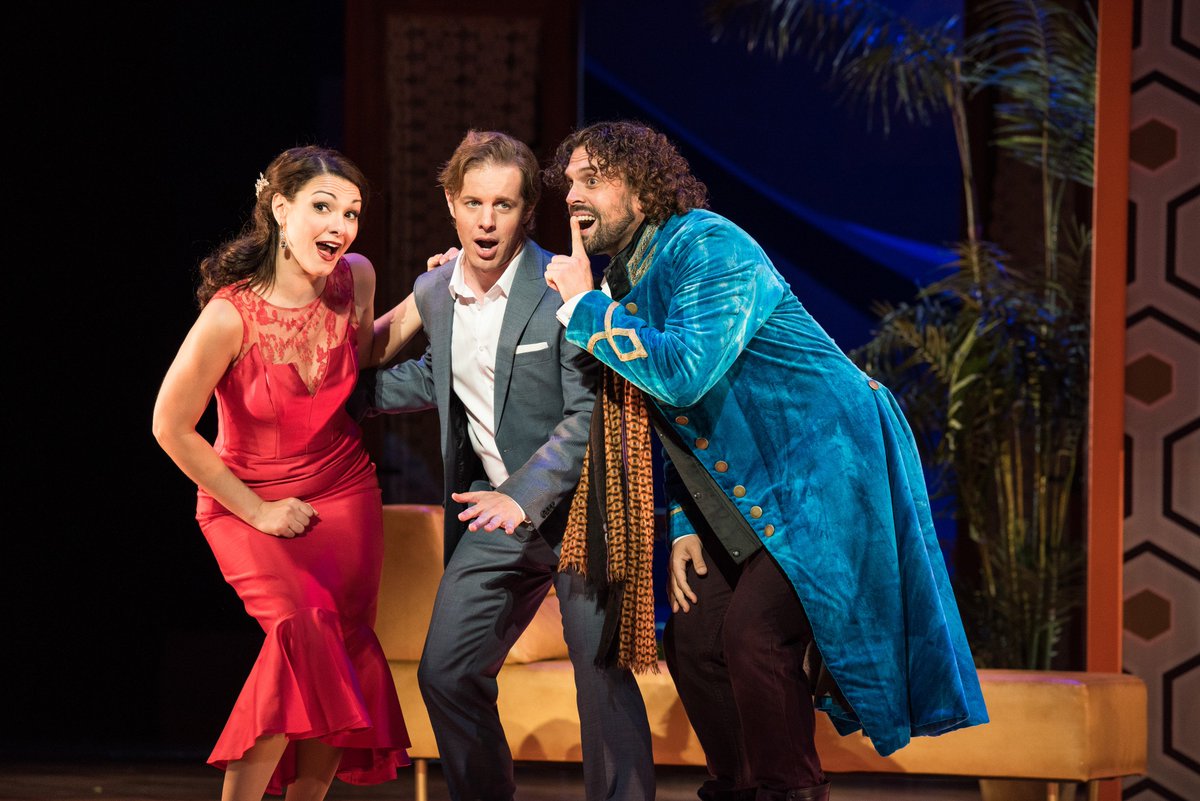 operaomaha's tweet photo. Music from Rossini's BARBER OF SEVILLE appears in Mrs. Doubtfire, Jumanji, and Space Jam.#OperaTrivia #TriviaTuesday https://t.co/vpPa95LqA4
