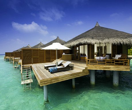 The top 5 elite luxury resorts in the Maldives  bit.ly/22Hc6eM