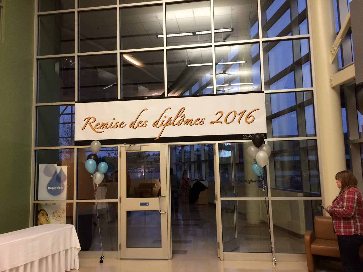 collegeboreal's tweet photo. La classe des diplômées et diplômés @collegeboreal campus de #Timmins https://t.co/8vmRKADEQS