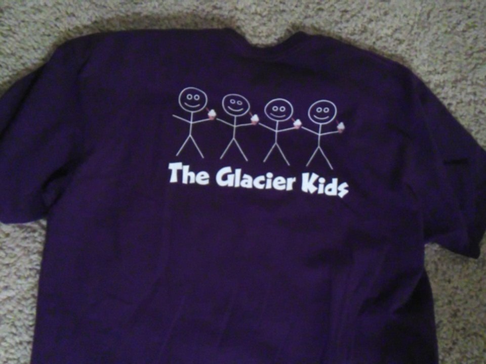 VandermolenWB's tweet photo. Thks @SignznDesignz for making &amp; donating our #GlacierKids t-shirts! Logo design by Marketing Team! @WestBayfieldES https://t.co/j9w9ayxMgL