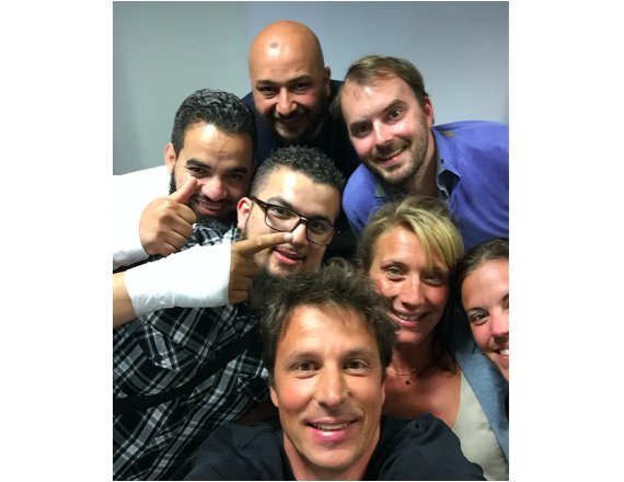 pascallorne's tweet photo. Si je n'étais pas imberbe, je me laisserais moi aussi pousser la barbe #Ubermen https://t.co/174FNNfE9V