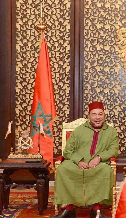 يخلي لي الضحيكه ، قلبي في خطار😍😍