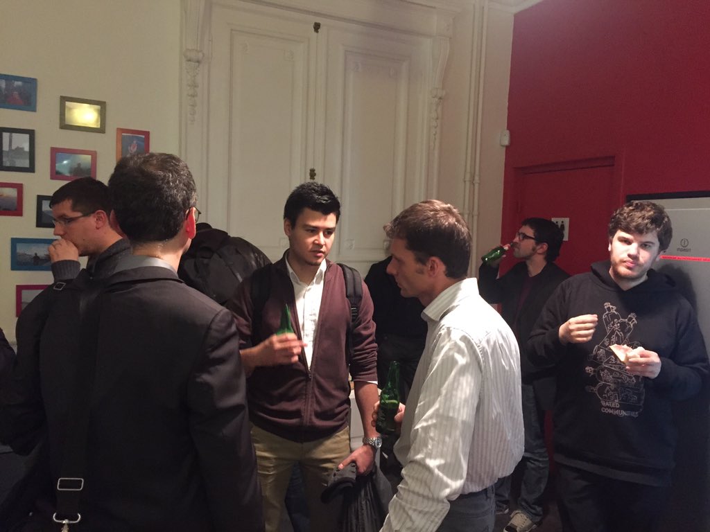 e_lalami's tweet image. Merci @ishoun pour ton REX #BDD avec #CucumberBDD. Bcp de questions de la part des participants #AgileTestingParis