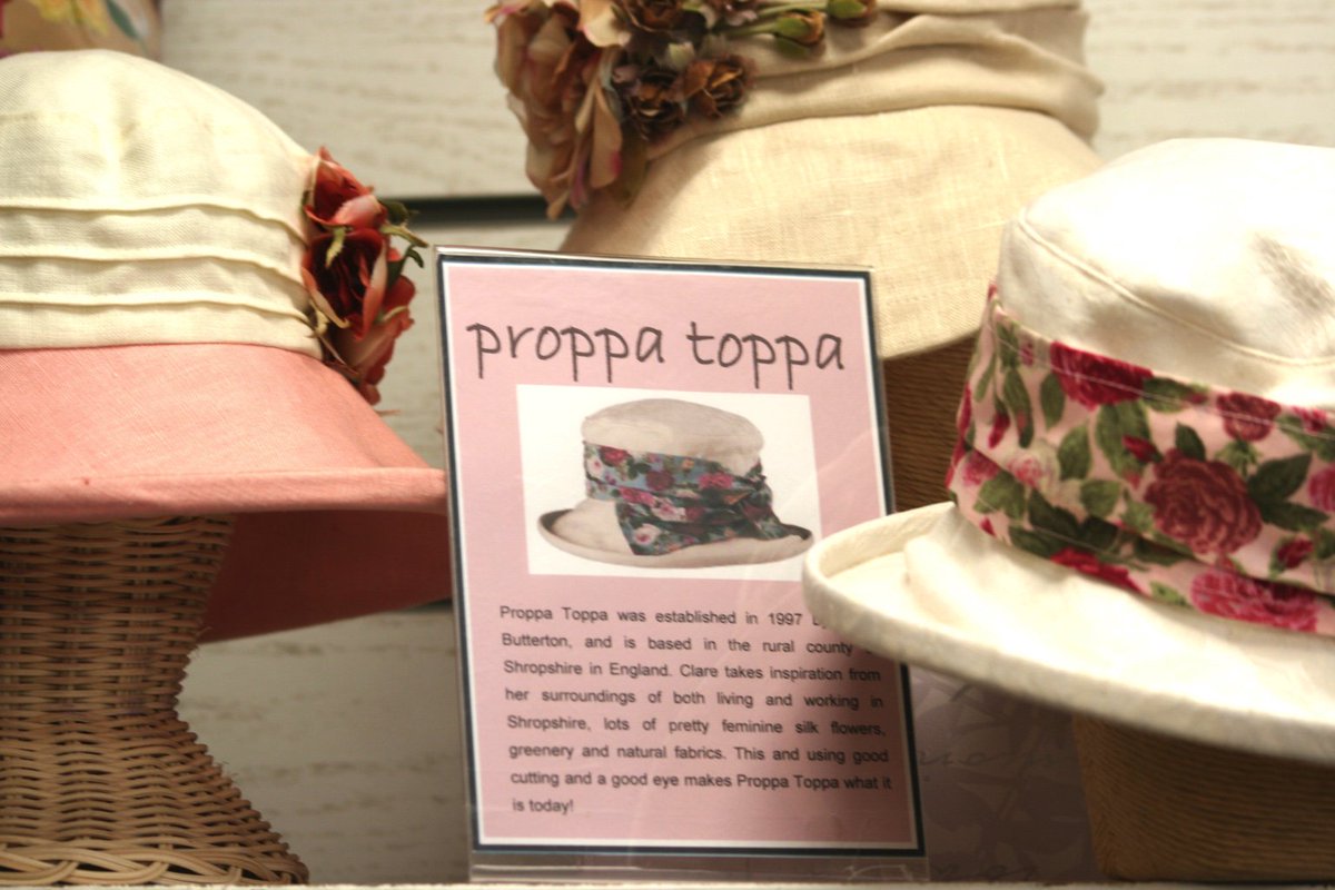 The Cake Box Company tweet media