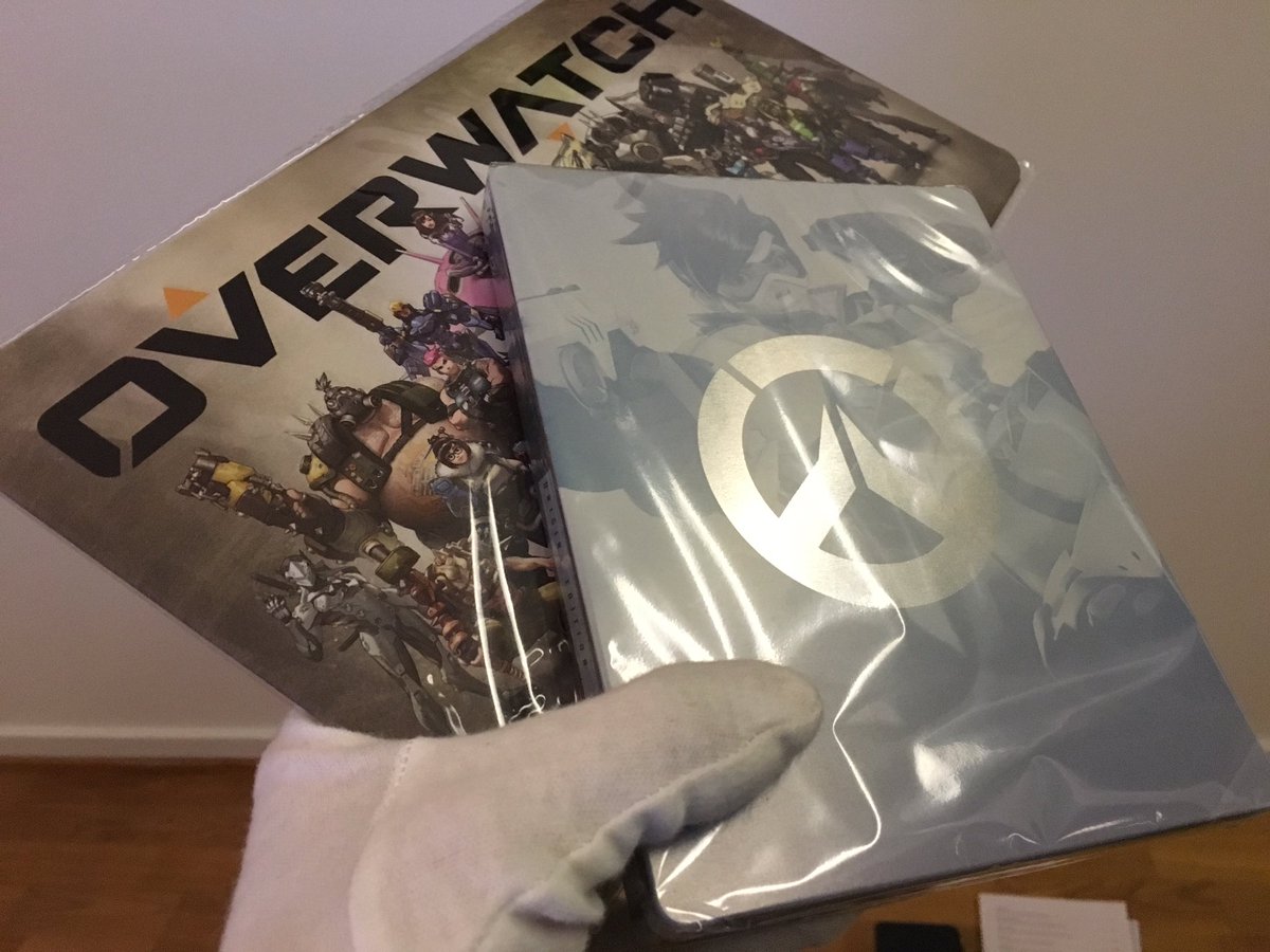 TheRelaxingEnd's tweet photo. Giving away Overwatch Origins Edition for PC and metal plate. RT to enter, follow so I can dm the winner in 2 days. https://t.co/lgBSn1dX4M