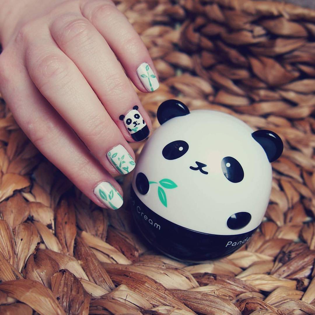 Besoin d'un peu de mignonitude en ce moment #npa #nailpolishaddict #nailart #notd #panda #tonymoly #handcream #kawai