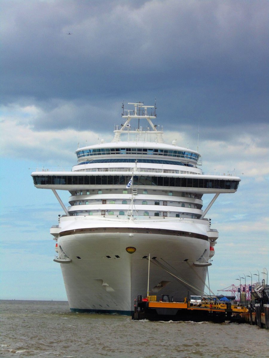 TodaysLiverpool's tweet photo. Caribbean @PrincessCruises sailed into #Liverpool this morning and we loved it! Picture taken by @inmylivpoolhome. https://t.co/tTCbtsXp8Y