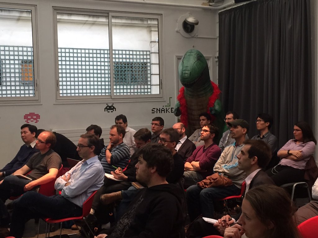 e_lalami's tweet image. Salle comble pour le REX de @ishoun #BDD avec #CucumberBDD #AgileTestingParis #Meetup