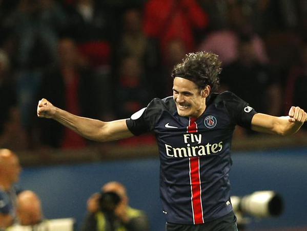 _BeFootball's tweet photo. Agent de Cavani : Après l’adieu d’Ibra, le club parisien veut conserver son effectif. Cavani ne partira pas." https://t.co/w08FMIzA72