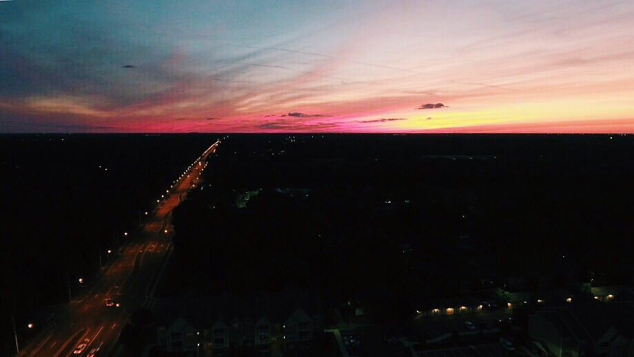 EulalioMRomero's tweet photo. It was another killer sunset on the West Coast! π»
π»
π»
π»
π»
#fromwhereidrone #breakthefeed #igersjax #justgoshoot #ph⦠https://t.co/em1uSF4Px0