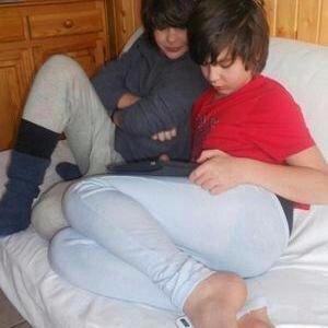 بشرط  زبي  ميقبل  غير هذا الحلاوه امووووووووووووت فيهم