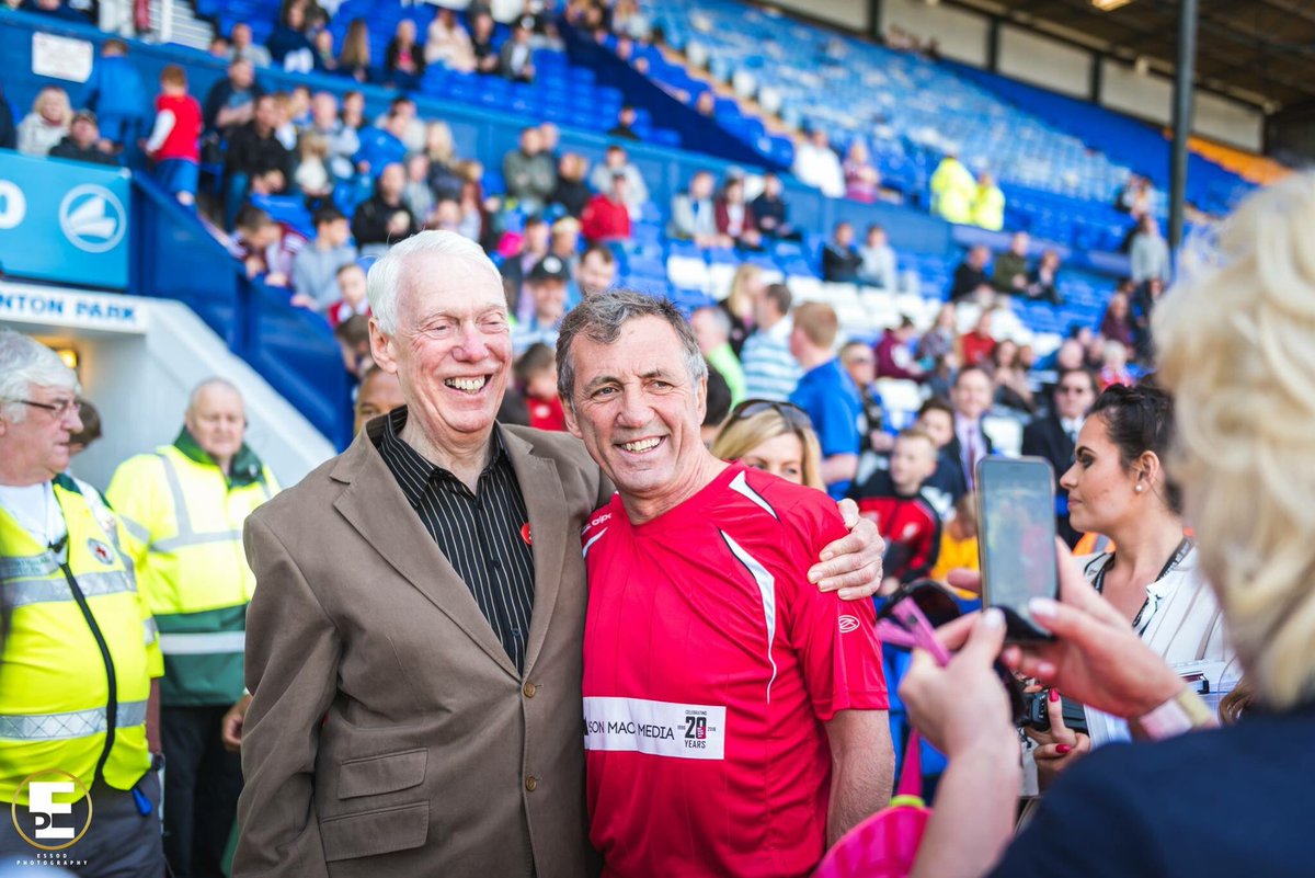 selinajayneLLB's tweet photo. My good friend @johnhaynes007 with our friend Alan @SRTRC_England #NWRedCardMatch https://t.co/l7GzjRrmmN