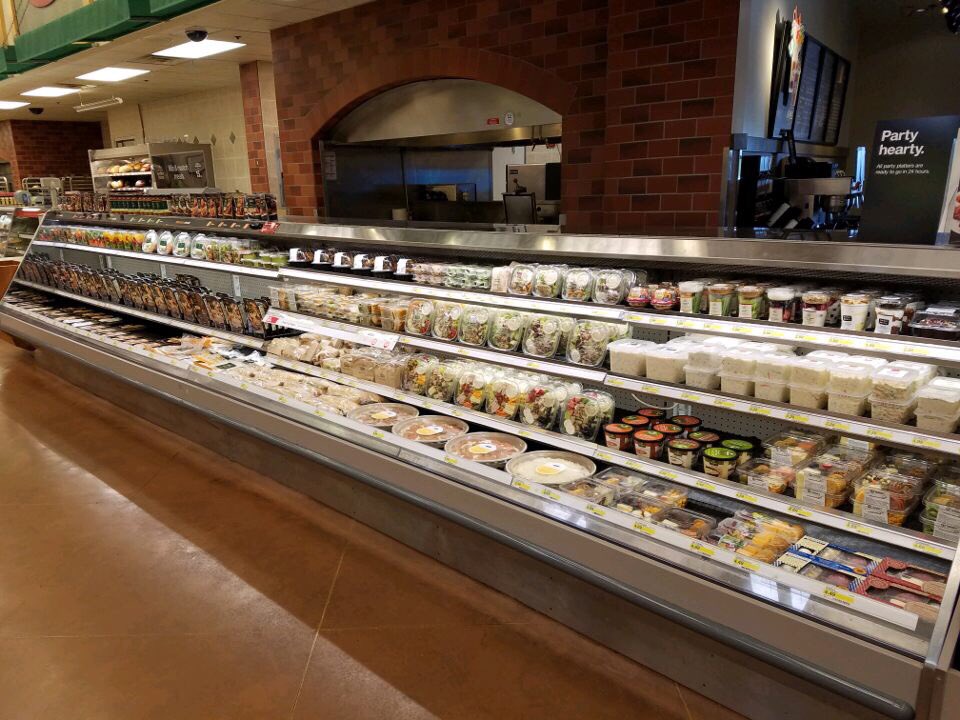 chandraharvey09's tweet photo. T1772 digging in on the value message!  No outs in food-We got this! @AmyMaigret @MelissaStanner @thelesfactor https://t.co/ST9SRvU9aS