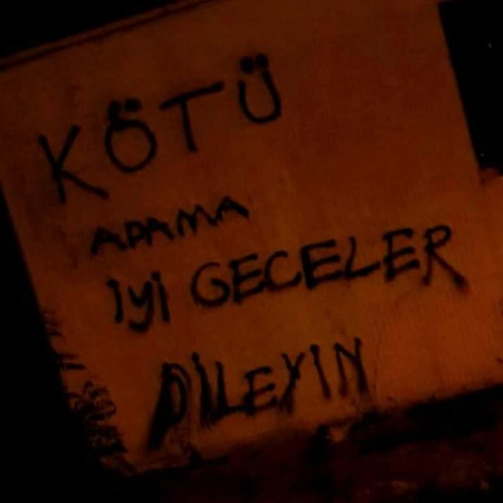 ĶÖTÜ ADAMA İYİ GECELER DİLEYİN