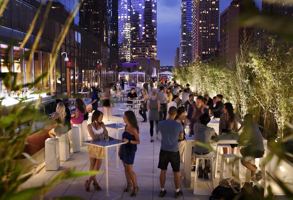Just booked YOTEL for my upcoming trip to NYC! Exclusively for friends traveling soon: flip.to/EQOVME-tw