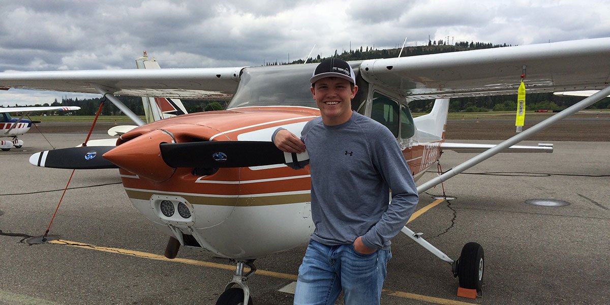 NWFlightSchool's tweet photo. Congratulations to Markus S. on your First Solo Flight today! #ICANFLY #NWFLIGHTSCHOOL https://t.co/ChXFEHxV6Q