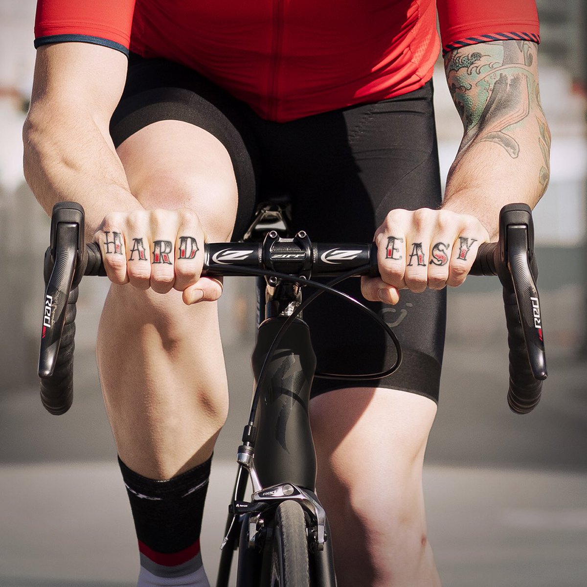 SRAMroad's tweet photo. The most advanced shifting, as explained in two words. #eTap https://t.co/q8wEiA0RRG