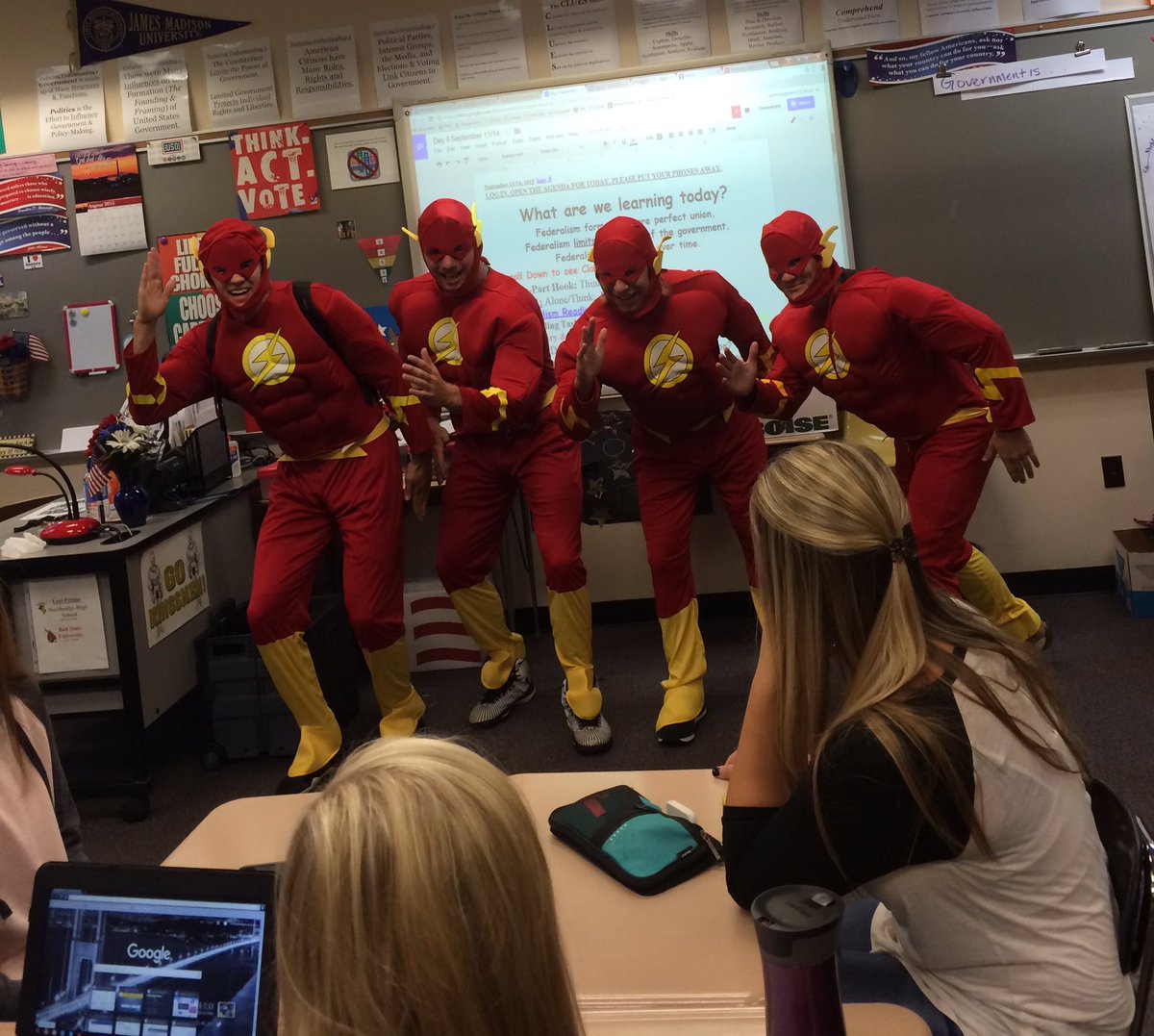 mtrewhella14's tweet photo. Senior year flashed before my eyes. https://t.co/Z3FTebclYU