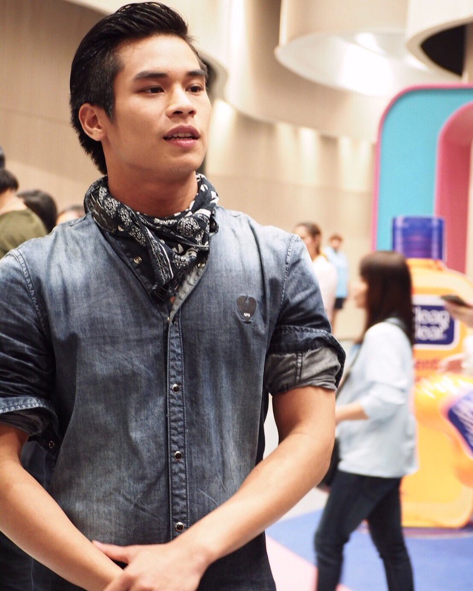 ake_fanclub's tweet photo. 🌤วันนี้พี่เอกมีเรียนแต่เช้าเลยสู้ๆนะคะ Cr.พี่นก #haveaniceday#akefc #teamakefc #akethestar #thanachotek #thestar11 https://t.co/6gmnEz9ub3