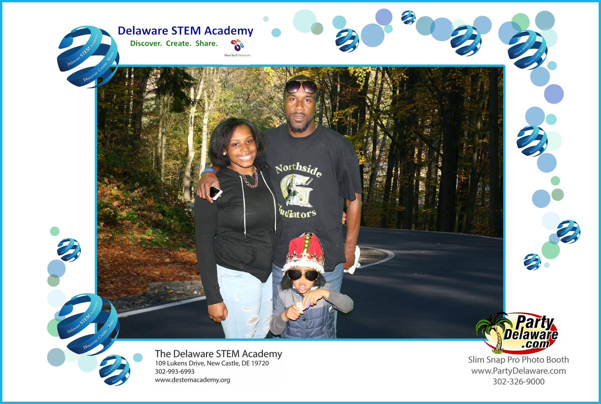 DESTEMACADEMY's tweet photo. Pose, Print &amp; post with the Slim Snap Pro Photo Booth at https://t.co/wHSIvNcfcT https://t.co/PvhpazZtQV