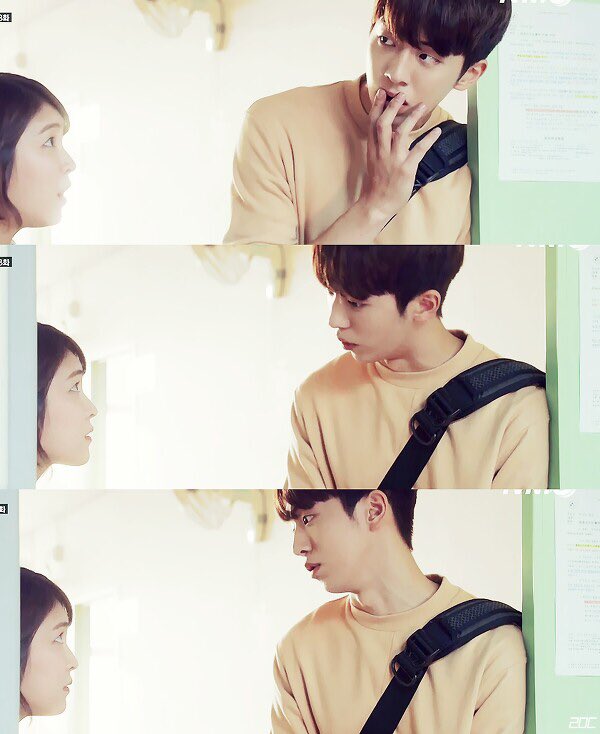 CIT_EunTaek's tweet photo. 연이대학교 경영학과 2학년 권은택. 내 옆은 경영학과 3학년 장보라. (@CIT_JangBora) 애인이에여~ 

@2_5_collecbot @ParodyA_collect @Dramabot_list https://t.co/KxqwYvmPtK