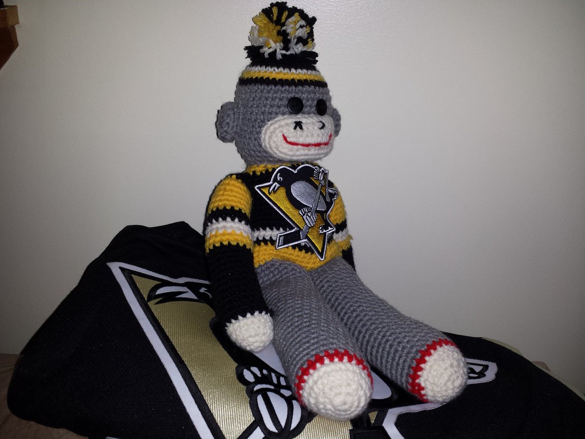 SammieScotia's tweet photo. @penguins I bought @Letang_58 Monkey! Named him #Letango 🐒🐧🐵 https://t.co/IZXCeXKPT6