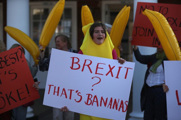 POLITICOEurope's tweet photo. #Brexit could add two years to UK austerity, make trade more expensive: think tank https://t.co/aWYyWY4c10 https://t.co/fcGpwuCsHp