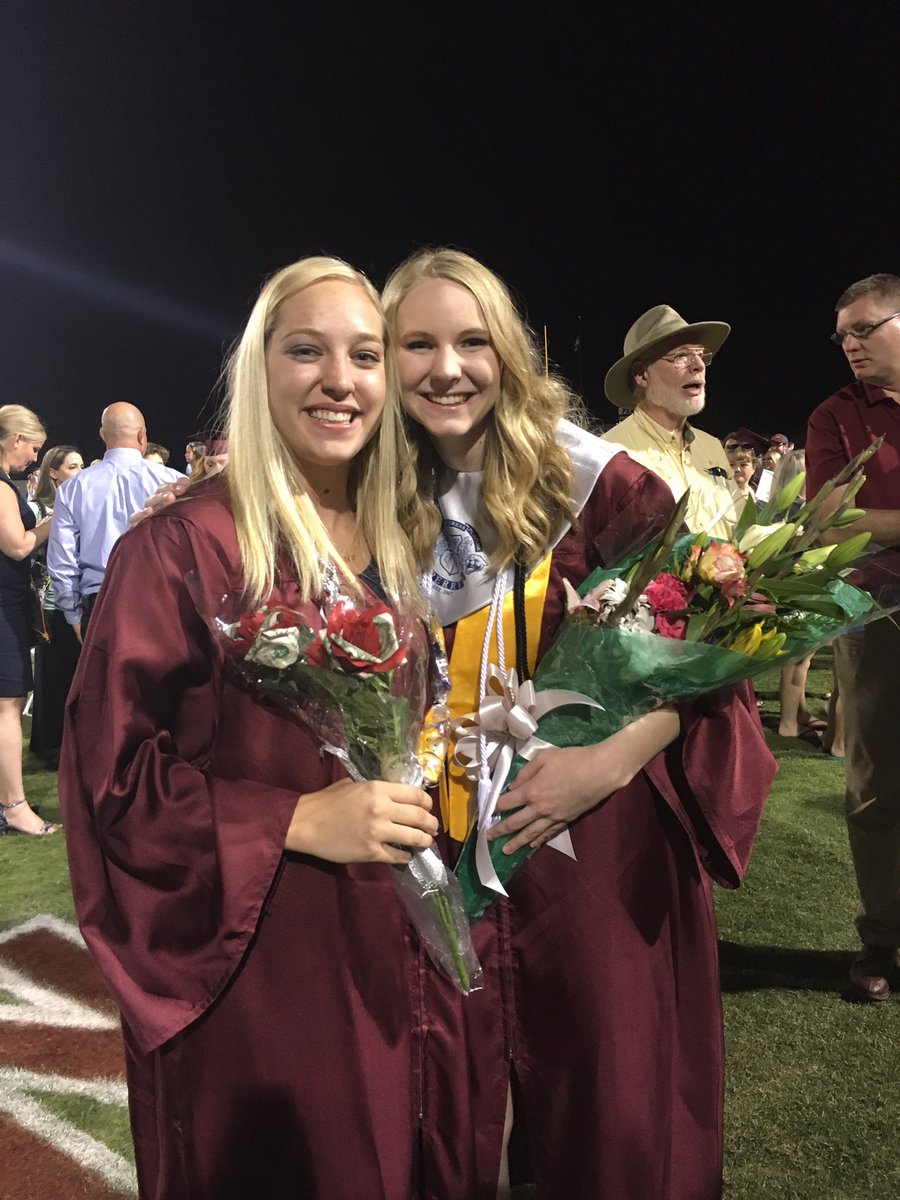 nursekarenchs's tweet photo. Graduation! Congratulations! #cusdgrads #PumaNation https://t.co/mQaOyIiTz4