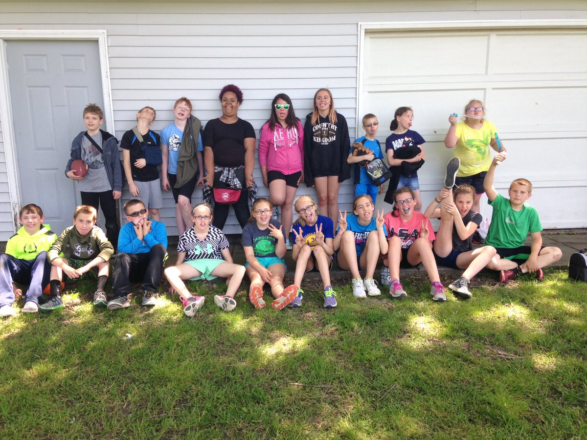 Reber_4thGrade's tweet photo. I am sure going to miss this group! #wlcardpride https://t.co/1MDNvWdnGj