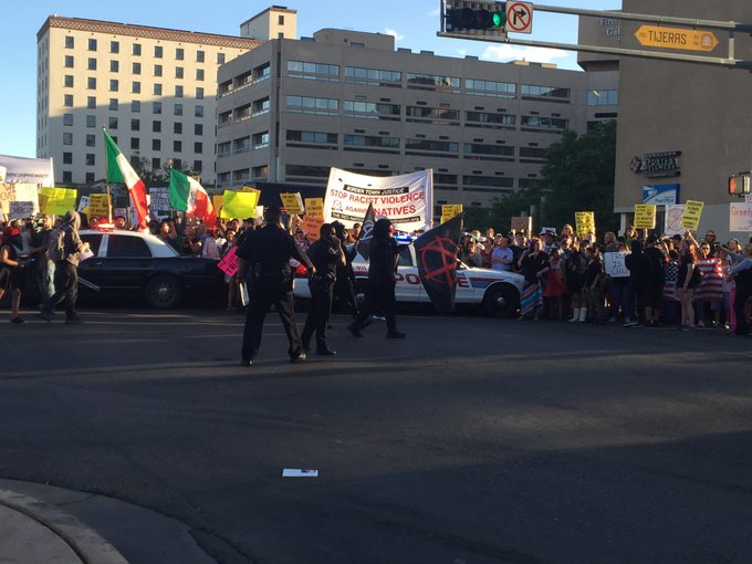 View image on Twitter