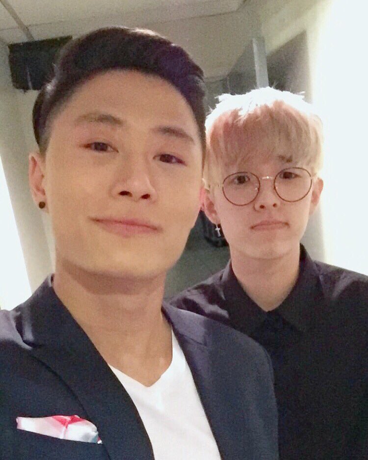 terry__he's tweet photo. Jaeee missed u homie 😭 u guys KILLED it at @torontokpopcon 😍🍾🔥! such an honor MC-ing for #DAY6 for the FIRST TIME 😉 https://t.co/sf4BhBiIvA