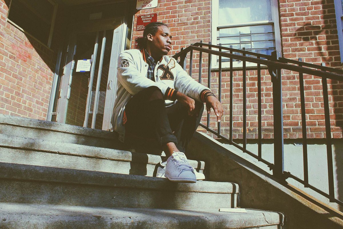 clock_theory's tweet image. @Kayanthonyth3rd: The Next Voice of the Millennial Generation (By @amiralisaid)
bit.ly/1XvfpX3