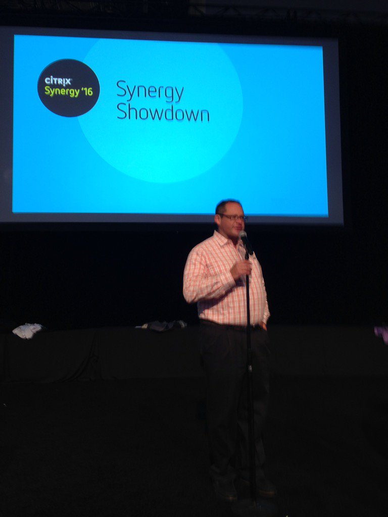 virtualpenny's tweet photo. Showdown starting - grab a drink & food- lunch side of expo hall #CitrixSynergy #XAonAzure #finale https://t.co/SxE5ml77VC