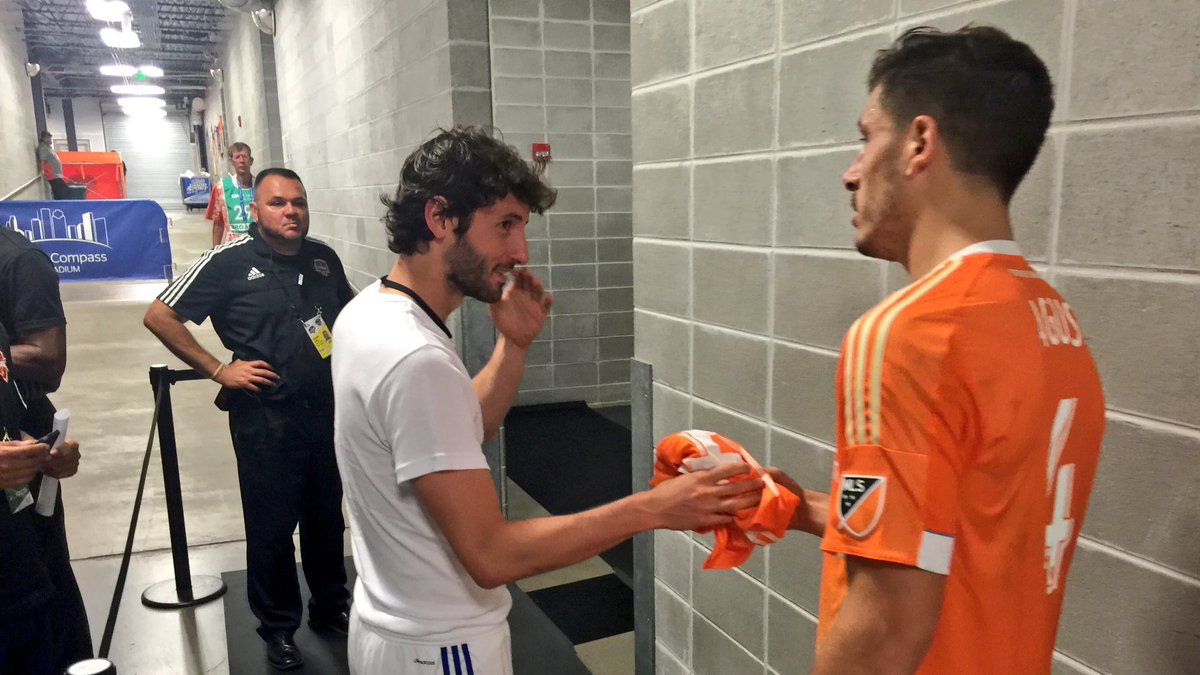 HoustonDynamo's tweet photo. Agus with his former @realmadrid teammates Raúl and Esteban Granero after the match. https://t.co/HS91CvD8nd