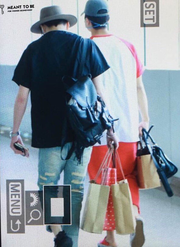 160525 PEK 도착 
#강승윤 #위너 

수고했당~