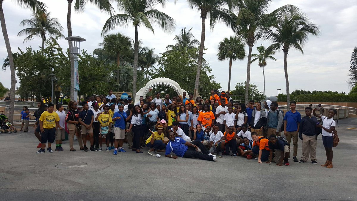 North Dade Middle tweet media