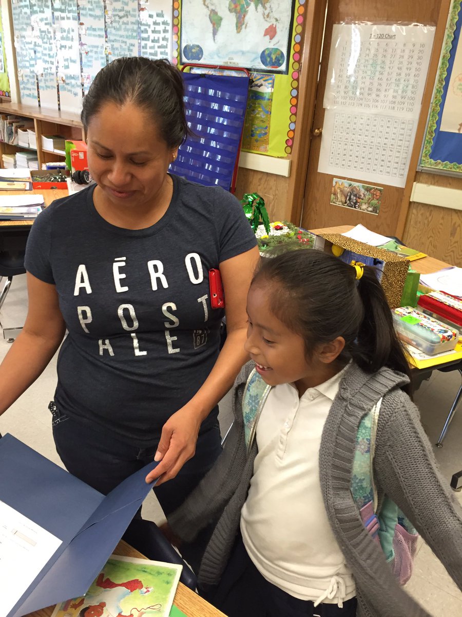 CambridgeMDUSD's tweet image. Open house was a huge hit! #somanyprojects #somanysmiles #mdusdPRIDE