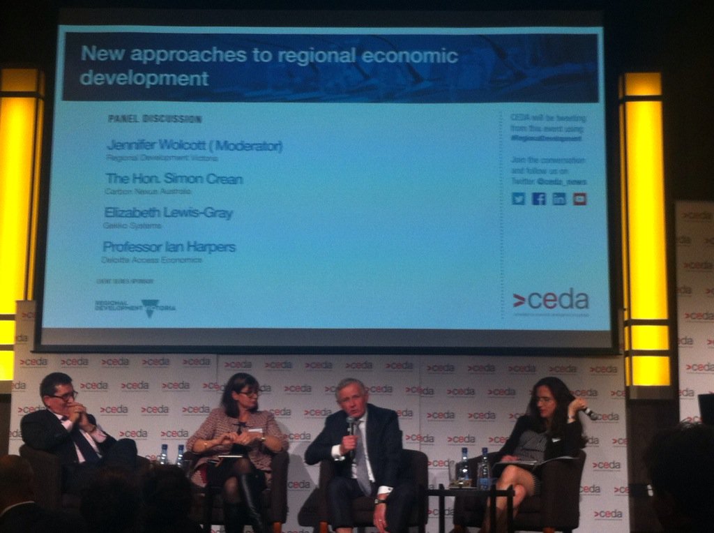 CoraTrevarthen's tweet photo. @343danks tells @ceda_news @CarbonNexus is @Deakin #innovation playing to #Geelong #RegionalDevelopment strengths https://t.co/8LgzVghNI4