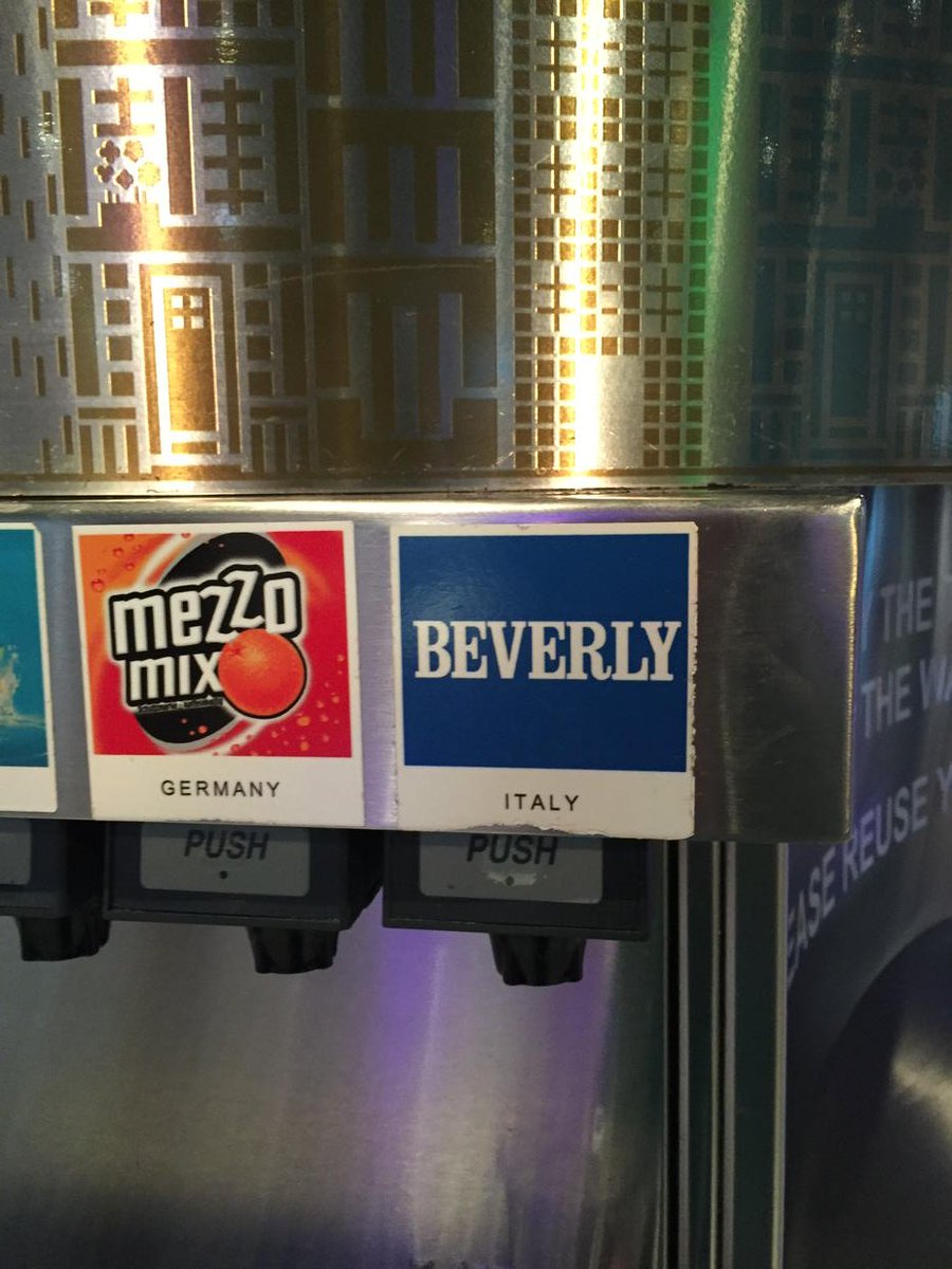 myamaguchi09's tweet photo. #itastedbeverly #worldofcocacola
#luckyiliveinusa https://t.co/ZUzg9BxQ0v