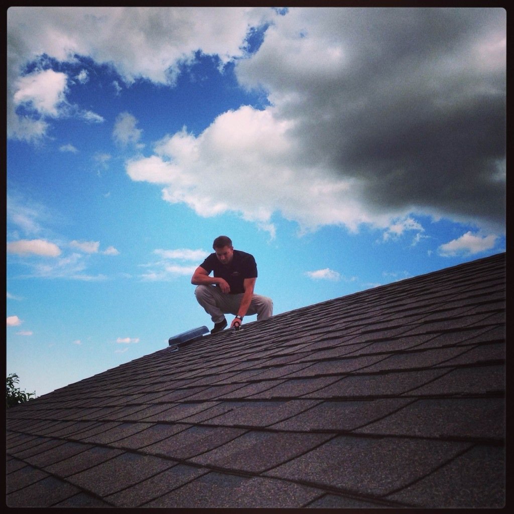 AmerickRoofing's tweet photo. RT @Nobodysbar We have got you covered... Literally. #roofing #pachnerexteriors #BBBcertified https://t.co/VgXRx0wpIg