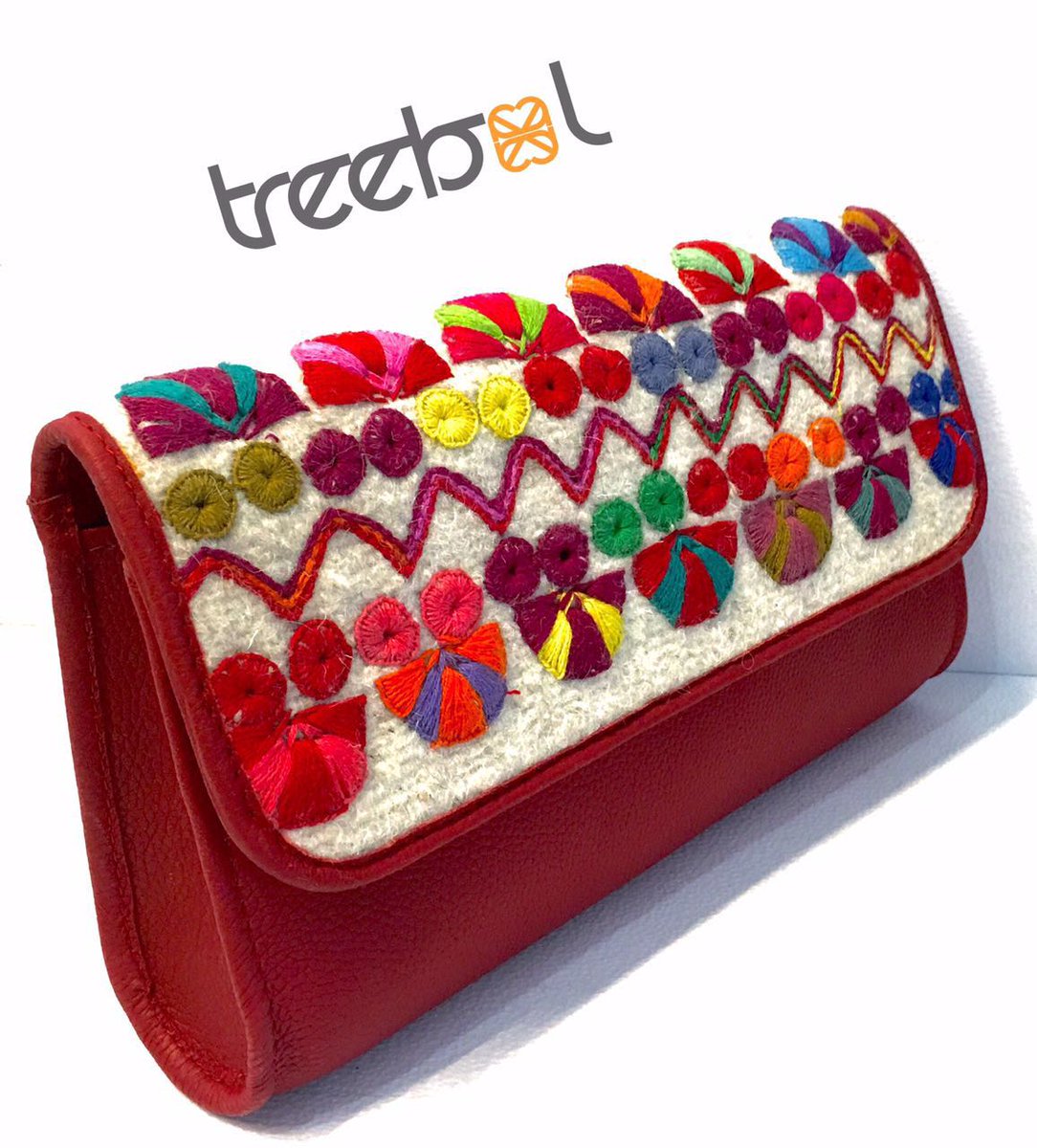 TreebolTuxtla's tweet photo. CLUTCH IRLANDA
Visitanos en privada bonampak #448
Tuxtla gutierrez, chiapas https://t.co/zlBCk5VseM