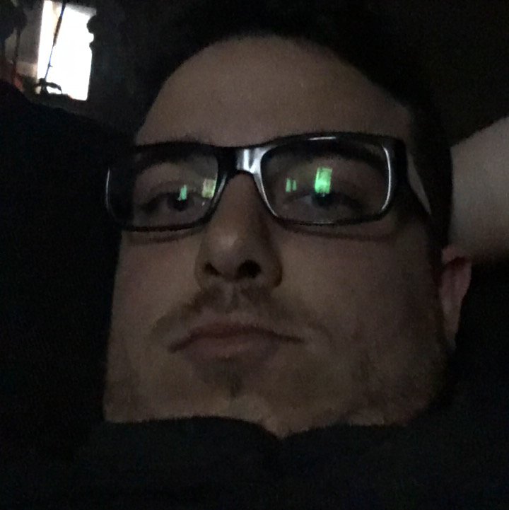 pilly92's tweet photo. Watching TV like a champ #budlightliving https://t.co/GCVHfW4AD8