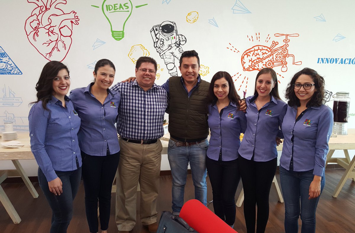 SethPavel's tweet image. Equipo @Playclubmexico presentando #innovación durante #TecBeyond en @TECCampus_Leon Felicidades!!!