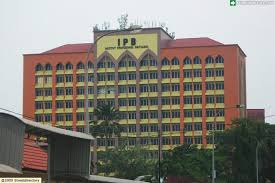 ilmu_sharing's tweet photo. Sejarah KUIM yg kini dikenali sbg USIM 2000-2001.
Institut Profesional Baitulmal
Kampung Pandan. https://t.co/dC6Gd9pcBO