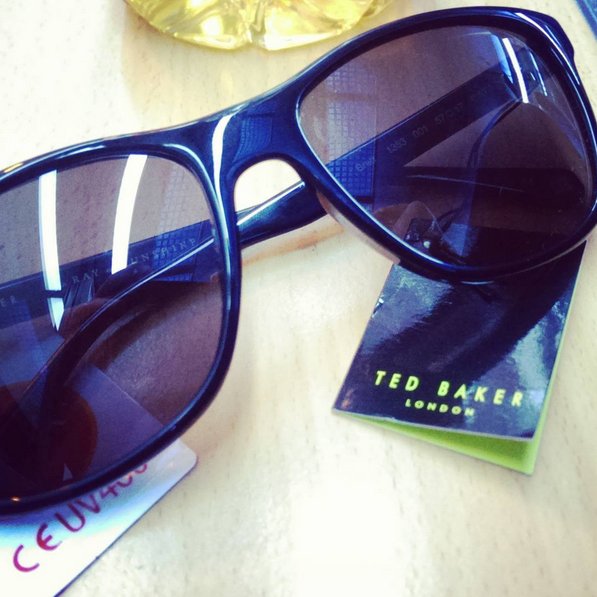 TrendNetts's tweet image. Nach langer #Suche habe ich doch eine passende #Sonnenbrille gefunden. Der #Sommer kann kommen.  #tedbaker #tkmaxx