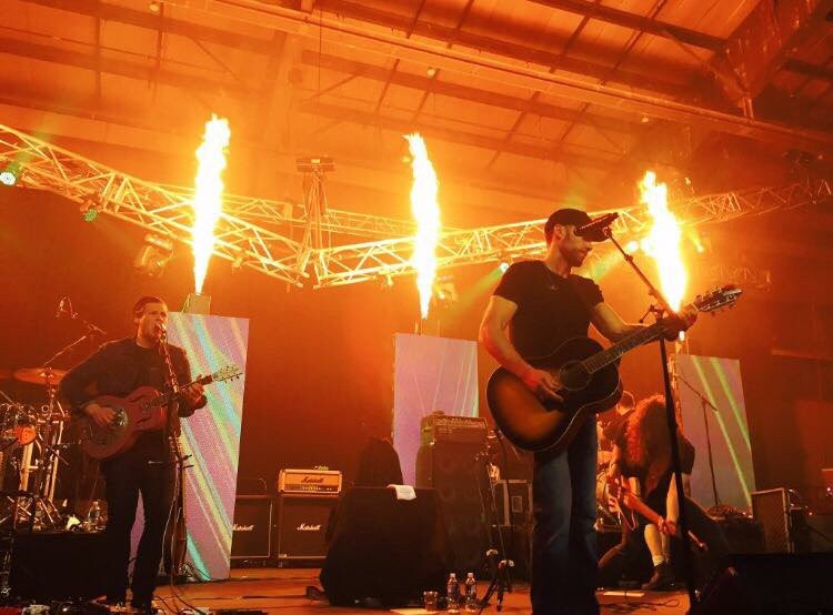 Don't miss <a href="/ChadBrownlee/">Chad Brownlee</a> LIVE in #muskoka this summer on June 25th <a href="/TheKEEtoBala/">The KEE to Bala</a>! Tix on sale now at cabinmedia.ca