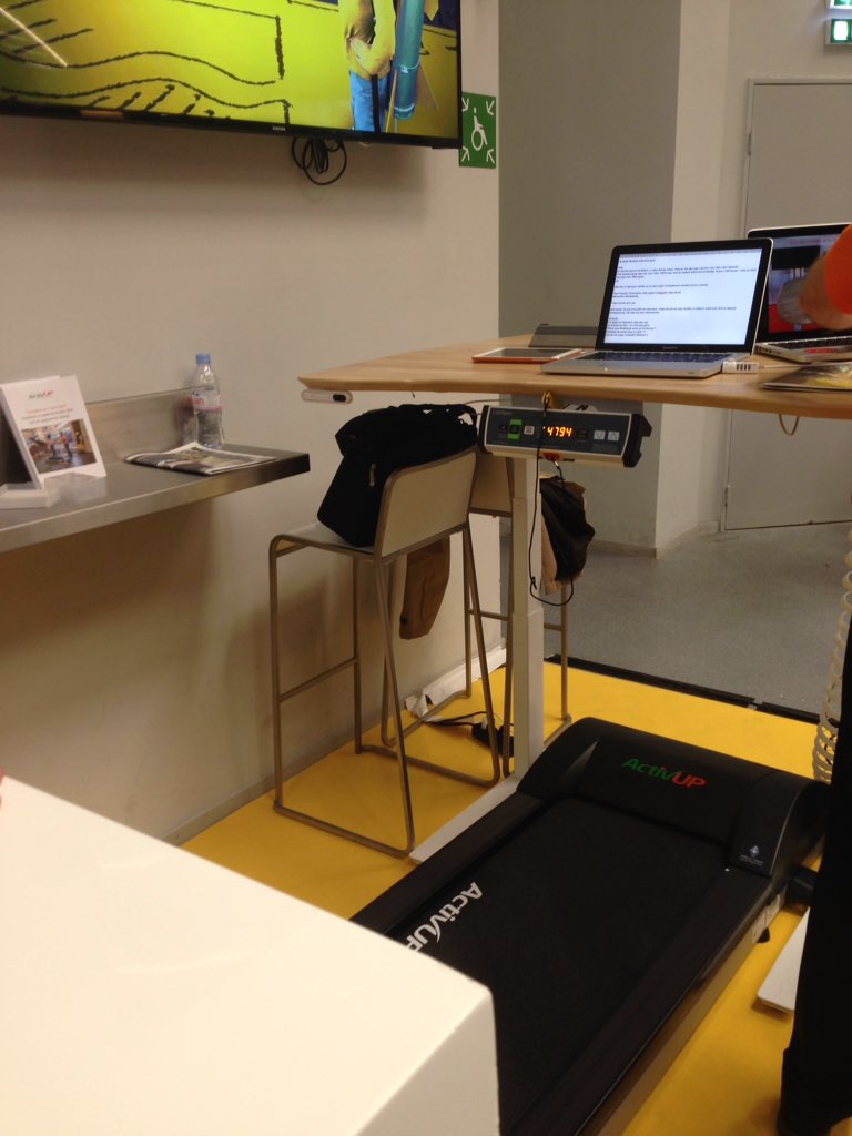 just_Yuman's tweet photo. Sympa comme nouvel espace de travail : marcher en travaillant avec le bureau #ActivUp #Innogeneration #innovation https://t.co/rhOxJrd9ox