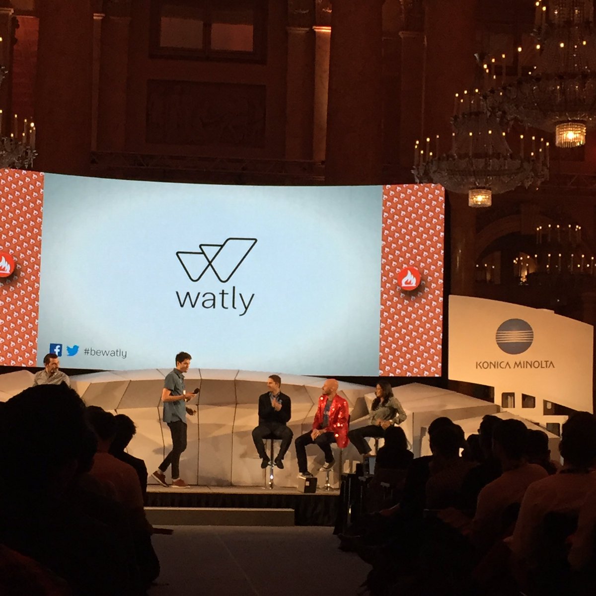 EUPioneers's tweet photo. Great pitch, @bewatly! You rocked the stage! @EUPioneers @FIware #IoT #bigdata #crowdfunding @Indiegogo @ei_hub https://t.co/Dbtf9x34Eg